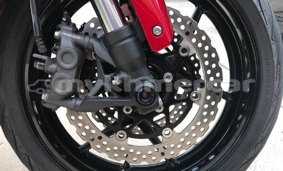 Buy Used Kawasaki Ninja Beige Bike in Phnom Penh in Phnom Penh Buy Used Kawasaki Ninja Beige Bike in Phnom Penh in Phnom Penh