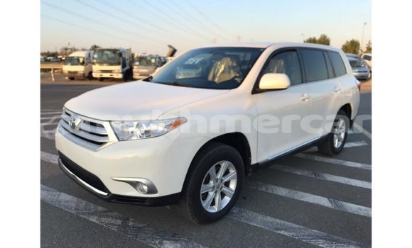 ទិញ នាំចូល Toyota Highlander White ឡាន} ក្នុង Import - Dubai ក្នុង Kampot Province ទិញ នាំចូល Toyota Highlander White ឡាន} ក្នុង Import - Dubai ក្នុង Kampot Province