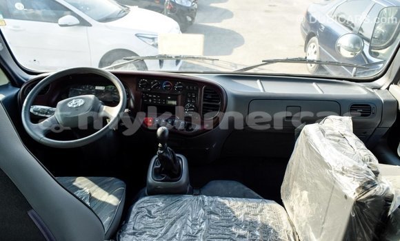 Buy Import Hyundai Accent Beige Car in Import - Dubai in Kampot Province Buy Import Hyundai Accent Beige Car in Import - Dubai in Kampot Province