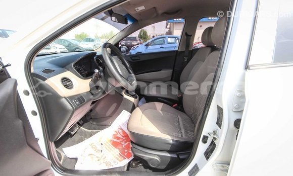 Buy Import Hyundai i10 White Car in Import - Dubai in Kampot Province Buy Import Hyundai i10 White Car in Import - Dubai in Kampot Province