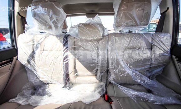 Buy Import Mitsubishi Pajero White Car in Import - Dubai in Kampot Province Buy Import Mitsubishi Pajero White Car in Import - Dubai in Kampot Province