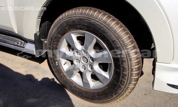 Buy Import Mitsubishi Pajero White Car in Import - Dubai in Kampot Province Buy Import Mitsubishi Pajero White Car in Import - Dubai in Kampot Province