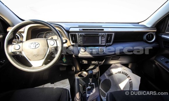 Buy Import Toyota HiAce Black Truck in Import - Dubai in Kampot Province Buy Import Toyota HiAce Black Truck in Import - Dubai in Kampot Province