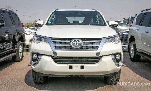 Buy Import Toyota Fortuner White Car in Import - Dubai in Kampot Province Buy Import Toyota Fortuner White Car in Import - Dubai in Kampot Province