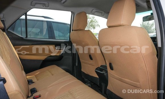 Buy Import Toyota Fortuner White Car in Import - Dubai in Kampot Province Buy Import Toyota Fortuner White Car in Import - Dubai in Kampot Province