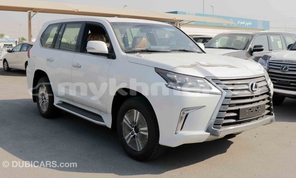 Acheter Import Voiture Lexus LX Blanc à Import - Dubai, Kampot Province Acheter Import Voiture Lexus LX Blanc à Import - Dubai, Kampot Province