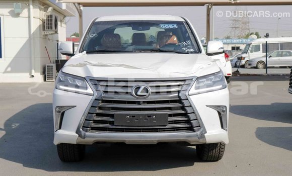 Acheter Import Voiture Lexus LX Blanc à Import - Dubai, Kampot Province Acheter Import Voiture Lexus LX Blanc à Import - Dubai, Kampot Province