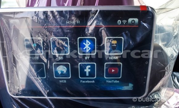 Acheter Import Voiture Toyota Land Cruiser Blanc à Import - Dubai, Kampot Province Acheter Import Voiture Toyota Land Cruiser Blanc à Import - Dubai, Kampot Province