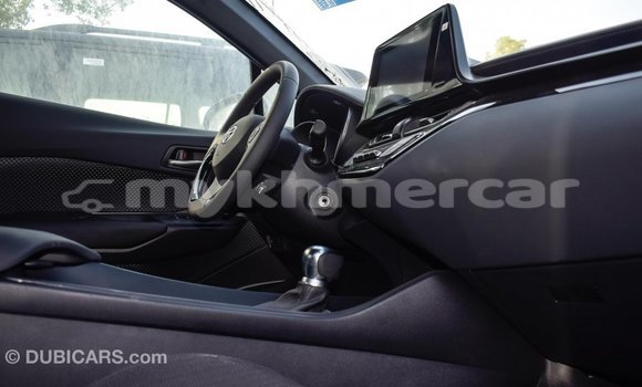 Acheter Import Voiture Toyota C-HR Autre à Import - Dubai, Kampot Province Acheter Import Voiture Toyota C-HR Autre à Import - Dubai, Kampot Province