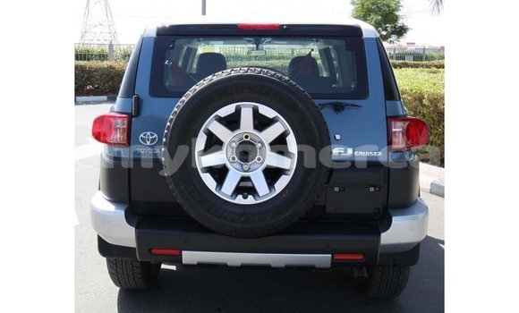 Buy Import Toyota FJ Cruiser Blue Car in Import - Dubai in Kampot Province Buy Import Toyota FJ Cruiser Blue Car in Import - Dubai in Kampot Province