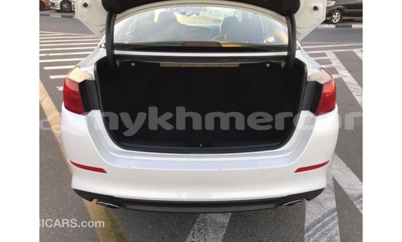 Acheter Import Voiture Kia Optima Blanc à Import - Dubai, Kampot Province Acheter Import Voiture Kia Optima Blanc à Import - Dubai, Kampot Province