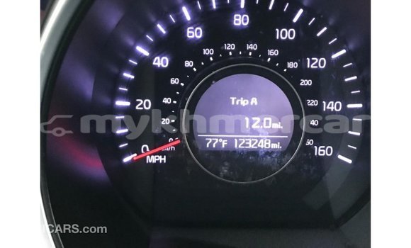 Acheter Import Voiture Kia Optima Blanc à Import - Dubai, Kampot Province Acheter Import Voiture Kia Optima Blanc à Import - Dubai, Kampot Province