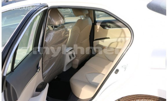 Buy Import Toyota Camry White Car in Import - Dubai in Kampot Province Buy Import Toyota Camry White Car in Import - Dubai in Kampot Province