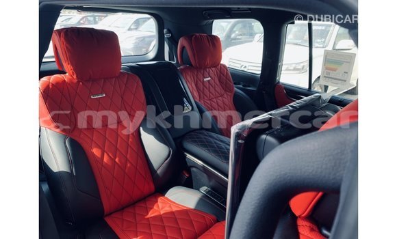 Acheter Import Voiture Lexus LX Noir à Import - Dubai, Kampot Province Acheter Import Voiture Lexus LX Noir à Import - Dubai, Kampot Province