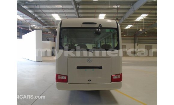 Acheter Import Voiture Abarth 595 Blanc à Import - Dubai, Kampot Province Acheter Import Voiture Abarth 595 Blanc à Import - Dubai, Kampot Province