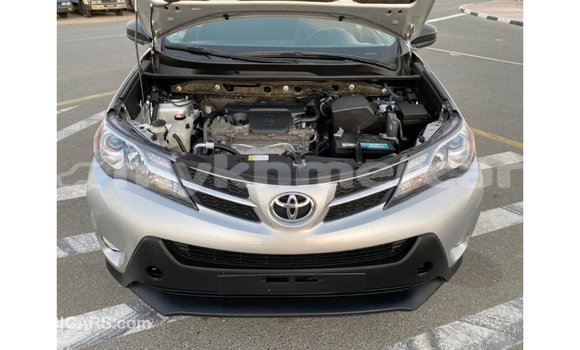 Acheter Import Utilitaire Toyota HiAce Autre à Import - Dubai, Kampot Province Acheter Import Utilitaire Toyota HiAce Autre à Import - Dubai, Kampot Province