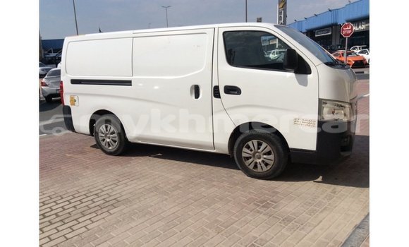 Buy Import Nissan Evalia White Truck in Import - Dubai in Kampot Province
