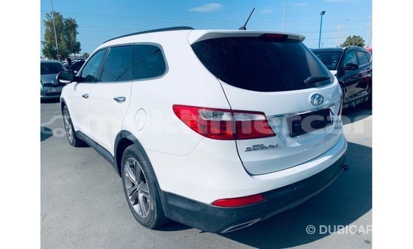 Buy Import Hyundai Santa Fe White Car in Import - Dubai in Kampot Province Buy Import Hyundai Santa Fe White Car in Import - Dubai in Kampot Province