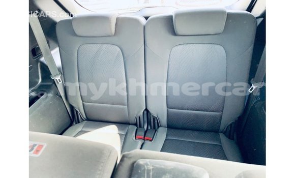 Buy Import Hyundai Santa Fe White Car in Import - Dubai in Kampot Province Buy Import Hyundai Santa Fe White Car in Import - Dubai in Kampot Province