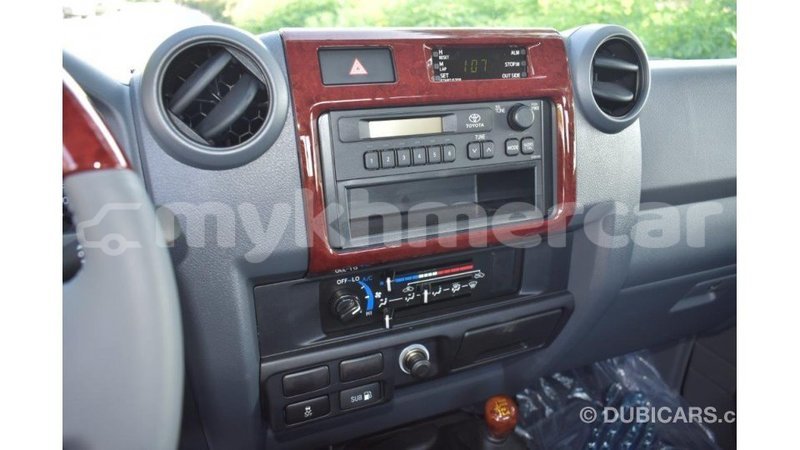 Big with watermark toyota land cruiser kampot province import dubai 2536
