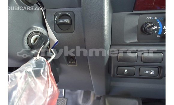 Acheter Import Voiture Toyota Land Cruiser Autre à Import - Dubai, Kampot Province Acheter Import Voiture Toyota Land Cruiser Autre à Import - Dubai, Kampot Province