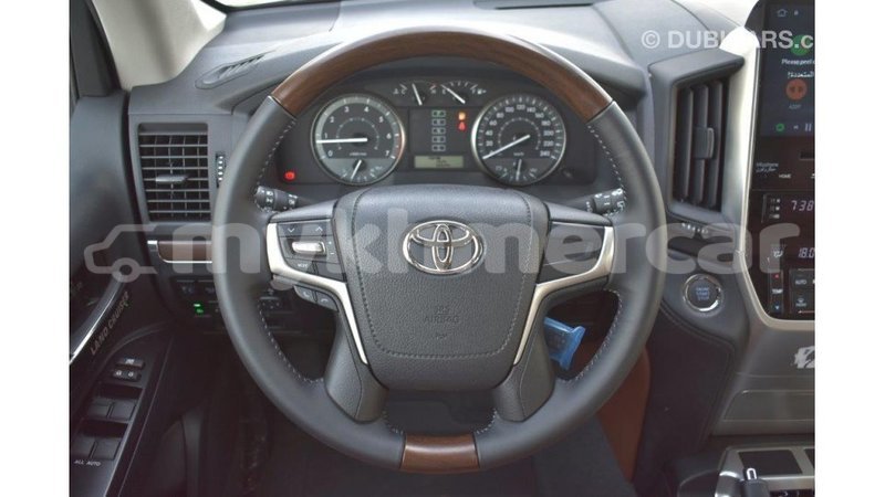 Big with watermark toyota land cruiser kampot province import dubai 2541