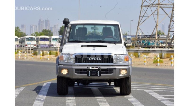 Big with watermark toyota land cruiser kampot province import dubai 2542