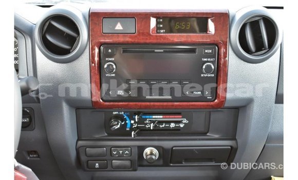 Acheter Import Voiture Toyota Land Cruiser Autre à Import - Dubai, Kampot Province Acheter Import Voiture Toyota Land Cruiser Autre à Import - Dubai, Kampot Province