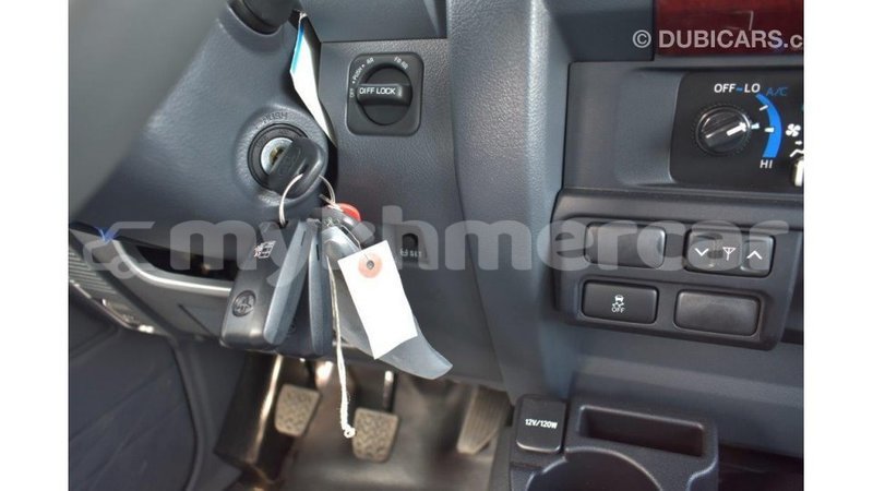 Big with watermark toyota land cruiser kampot province import dubai 2542
