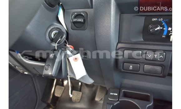 Acheter Import Voiture Toyota Land Cruiser Autre à Import - Dubai, Kampot Province Acheter Import Voiture Toyota Land Cruiser Autre à Import - Dubai, Kampot Province
