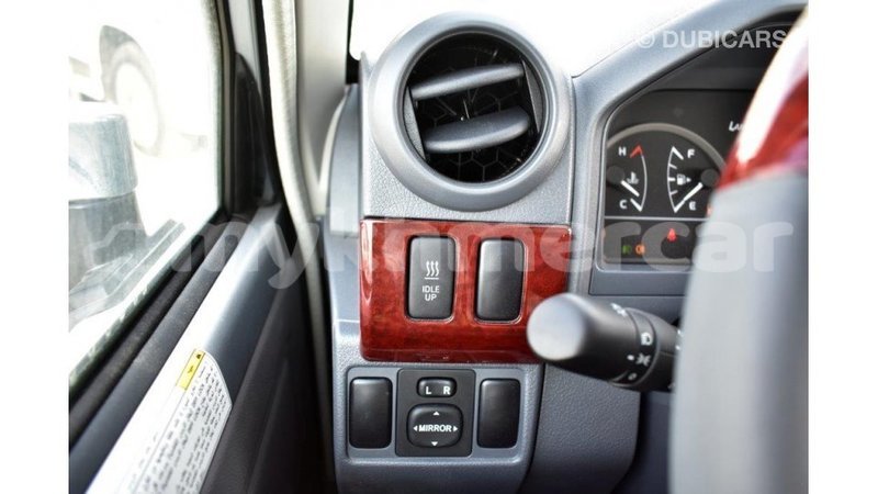 Big with watermark toyota land cruiser kampot province import dubai 2542