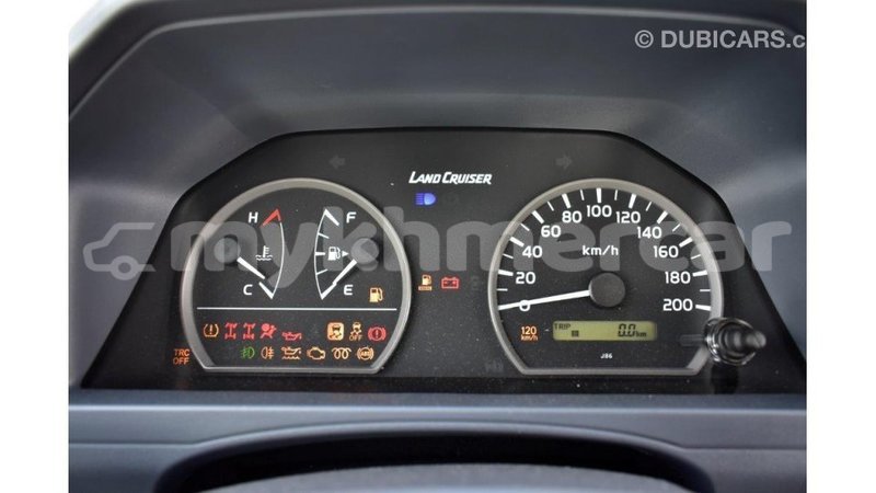 Big with watermark toyota land cruiser kampot province import dubai 2542