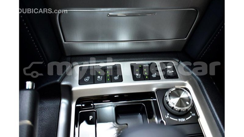 Big with watermark toyota land cruiser kampot province import dubai 2544