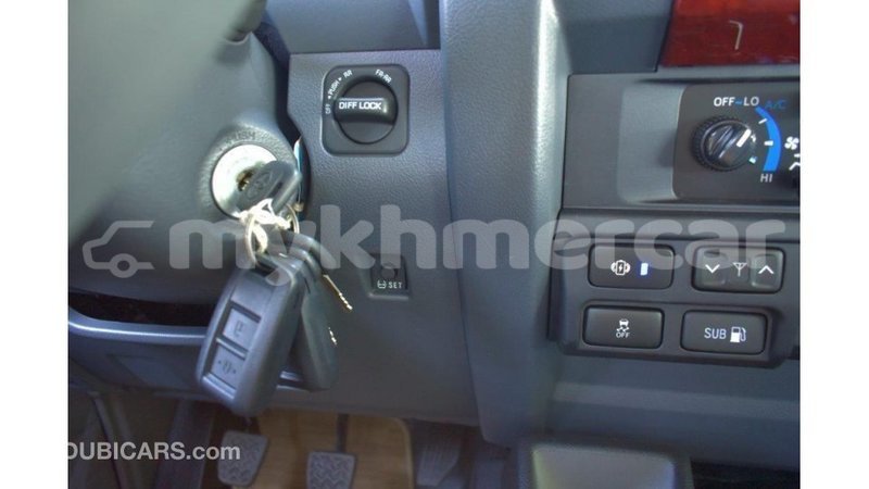 Big with watermark toyota land cruiser kampot province import dubai 2545