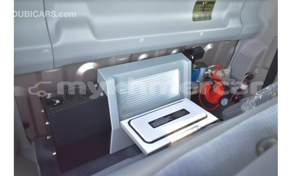 Acheter Import Voiture Toyota Land Cruiser Autre à Import - Dubai, Kampot Province Acheter Import Voiture Toyota Land Cruiser Autre à Import - Dubai, Kampot Province