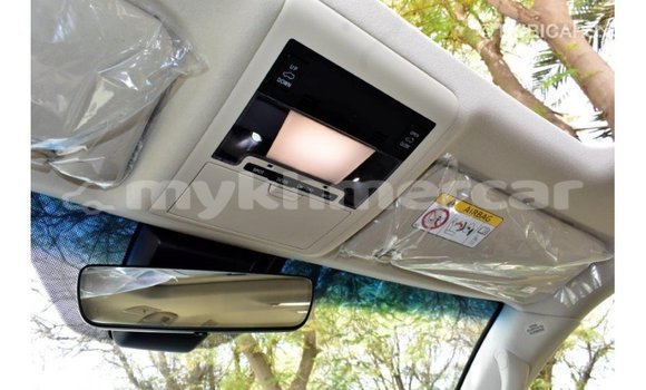 Acheter Import Voiture Toyota Land Cruiser Blanc à Import - Dubai, Kampot Province Acheter Import Voiture Toyota Land Cruiser Blanc à Import - Dubai, Kampot Province