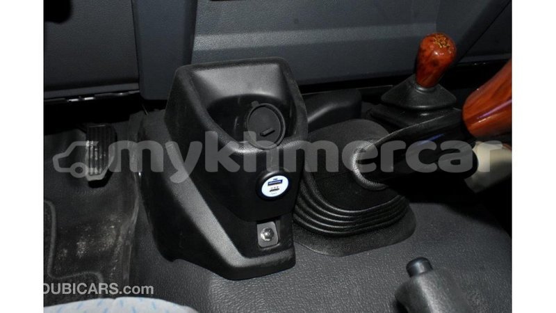 Big with watermark toyota land cruiser kampot province import dubai 2550