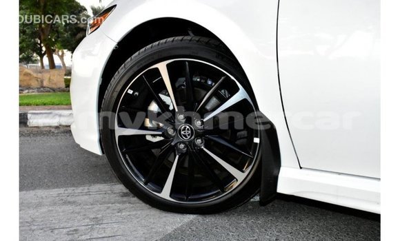 Acheter Import Voiture Toyota Camry Blanc à Import - Dubai, Kampot Province Acheter Import Voiture Toyota Camry Blanc à Import - Dubai, Kampot Province