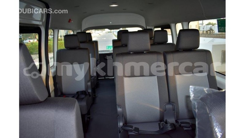 Big with watermark toyota hiace kampot province import dubai 2554