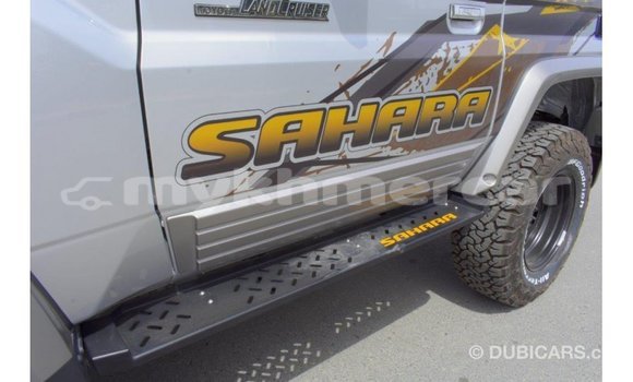 Acheter Import Voiture Toyota Land Cruiser Autre à Import - Dubai, Kampot Province Acheter Import Voiture Toyota Land Cruiser Autre à Import - Dubai, Kampot Province