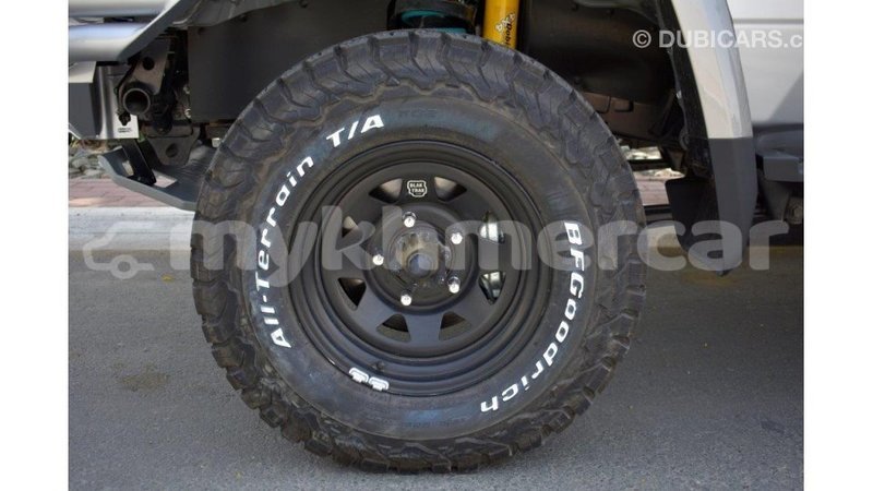 Big with watermark toyota land cruiser kampot province import dubai 2555