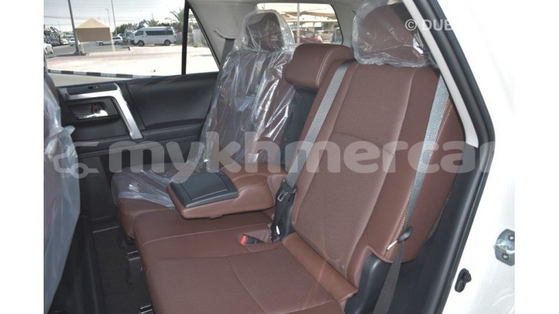 Big with watermark toyota hiace kampot province import dubai 2557