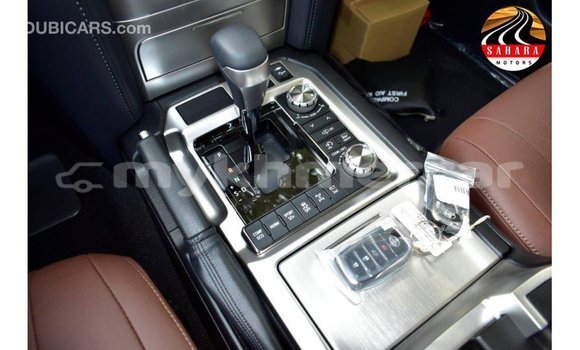 Acheter Import Voiture Toyota Land Cruiser Noir à Import - Dubai, Kampot Province Acheter Import Voiture Toyota Land Cruiser Noir à Import - Dubai, Kampot Province