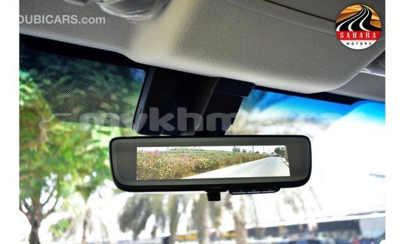 Acheter Import Voiture Toyota Granvia Blanc à Import - Dubai, Kampot Province Acheter Import Voiture Toyota Granvia Blanc à Import - Dubai, Kampot Province