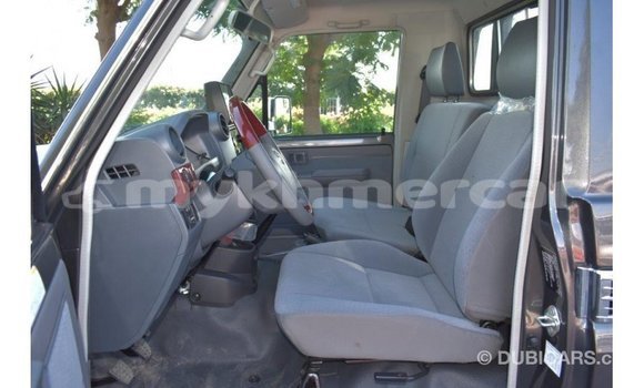 Acheter Import Voiture Toyota Land Cruiser Autre à Import - Dubai, Kampot Province Acheter Import Voiture Toyota Land Cruiser Autre à Import - Dubai, Kampot Province
