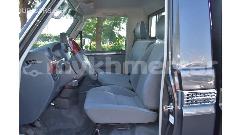 Big with watermark toyota land cruiser kampot province import dubai 2564
