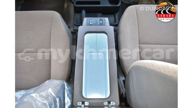 Big with watermark toyota land cruiser kampot province import dubai 2565