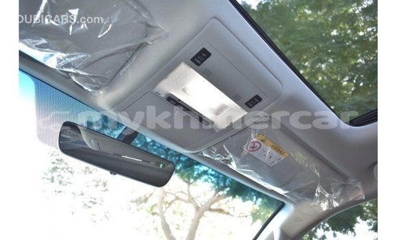 Acheter Import Voiture Toyota Land Cruiser Blanc à Import - Dubai, Kampot Province Acheter Import Voiture Toyota Land Cruiser Blanc à Import - Dubai, Kampot Province