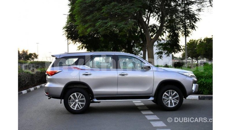 Big with watermark toyota fortuner kampot province import dubai 2568