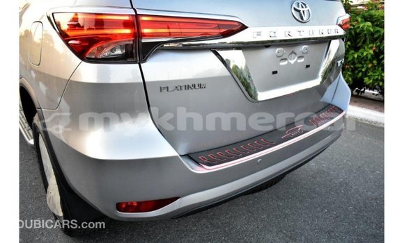 Acheter Import Voiture Toyota Fortuner Autre à Import - Dubai, Kampot Province Acheter Import Voiture Toyota Fortuner Autre à Import - Dubai, Kampot Province